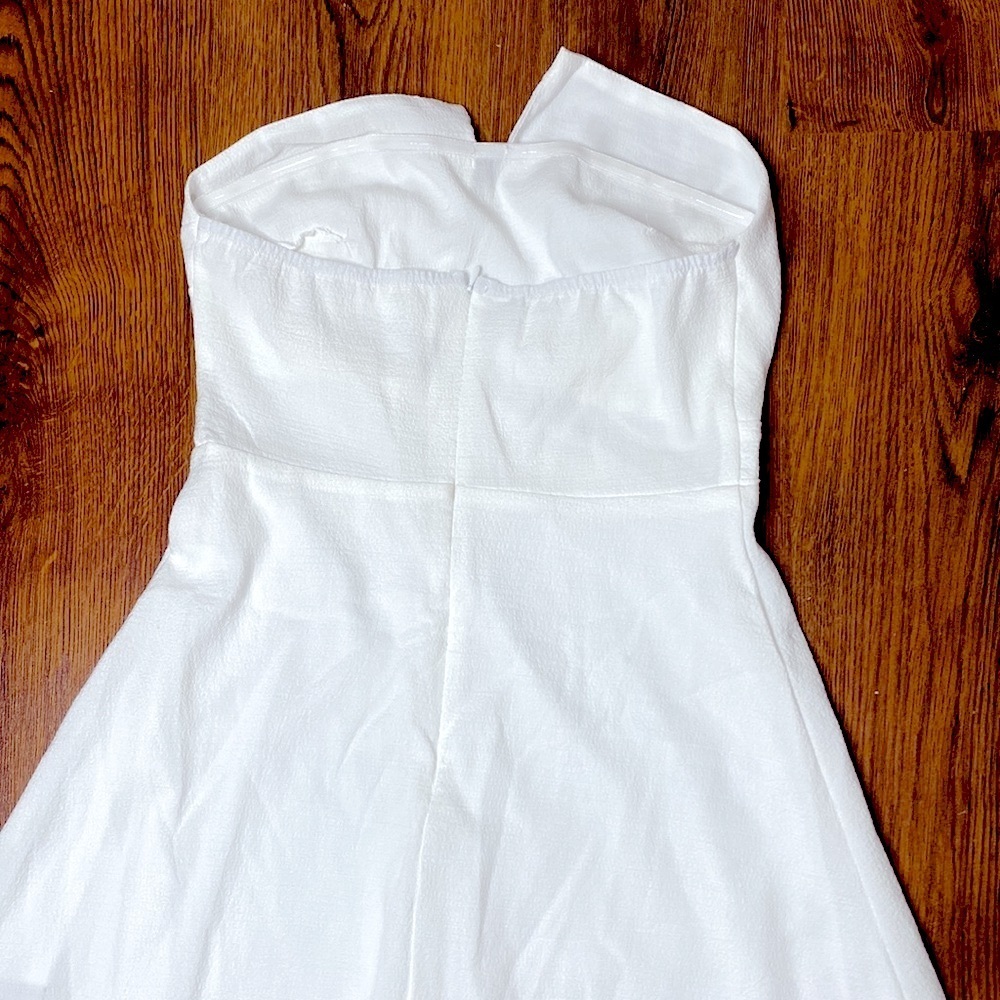 ๐ Elegant White Asymmetrical Strapless Maxi Dress ๐ NWT - Picture 10 of 12